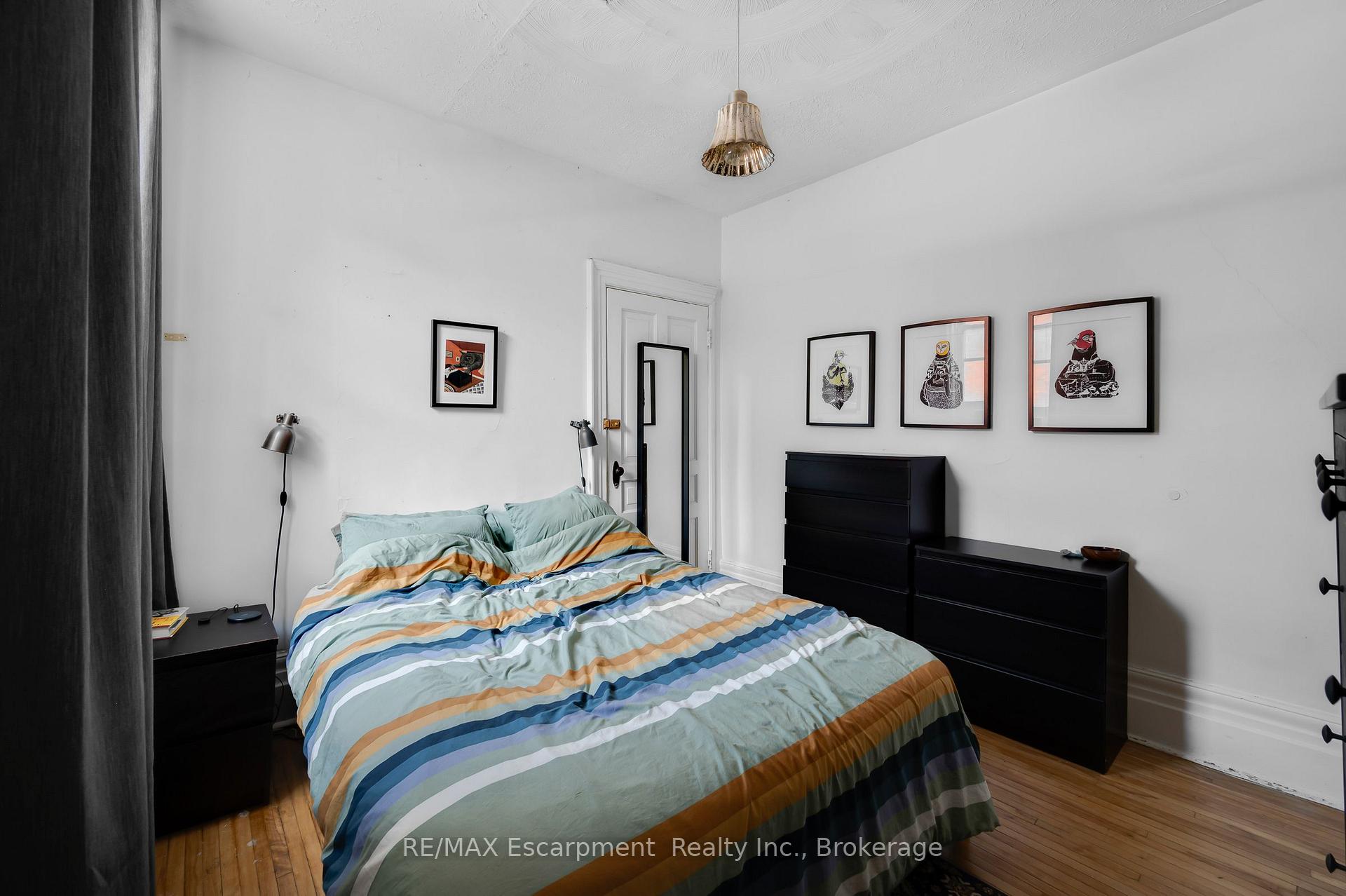 Photo 19 of 458 Woolwich Street, Guelph, Exhibition Park — HOMEH