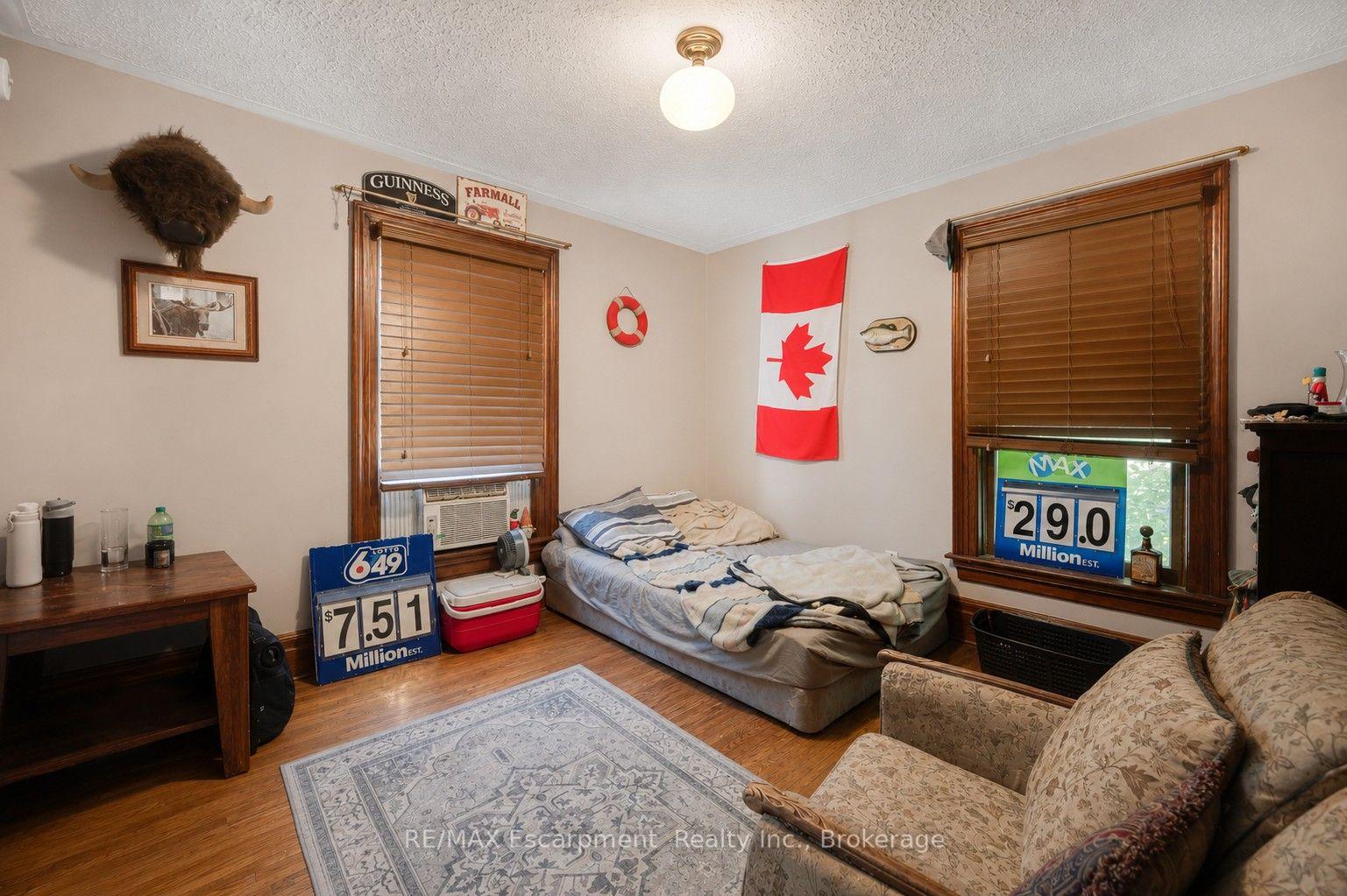 Photo 22 of 458 Woolwich Street, Guelph, Exhibition Park — HOMEH