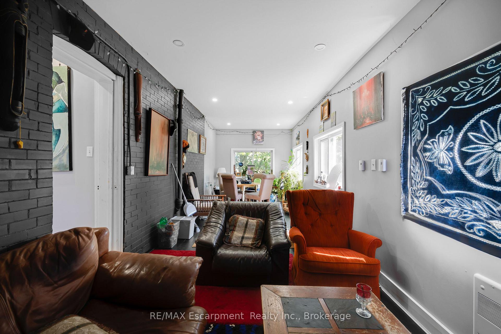 Photo 27 of 458 Woolwich Street, Guelph, Exhibition Park — HOMEH