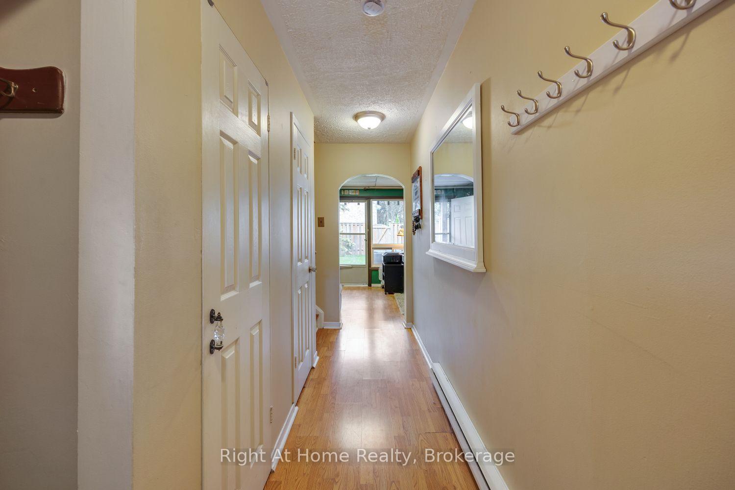 Photo 31 of 10 Newing Court, Ajax, South East — HOMEH