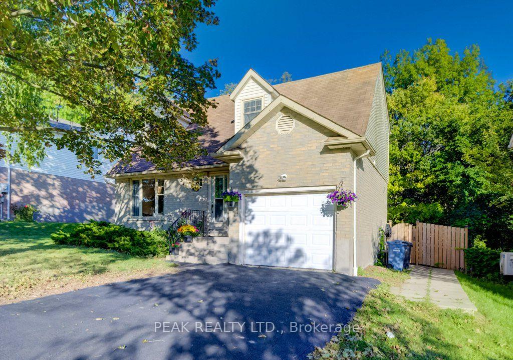 Photo 4 of 590 Willow Road, Guelph, Willow West/Sugarbush/West Acres — HOMEH