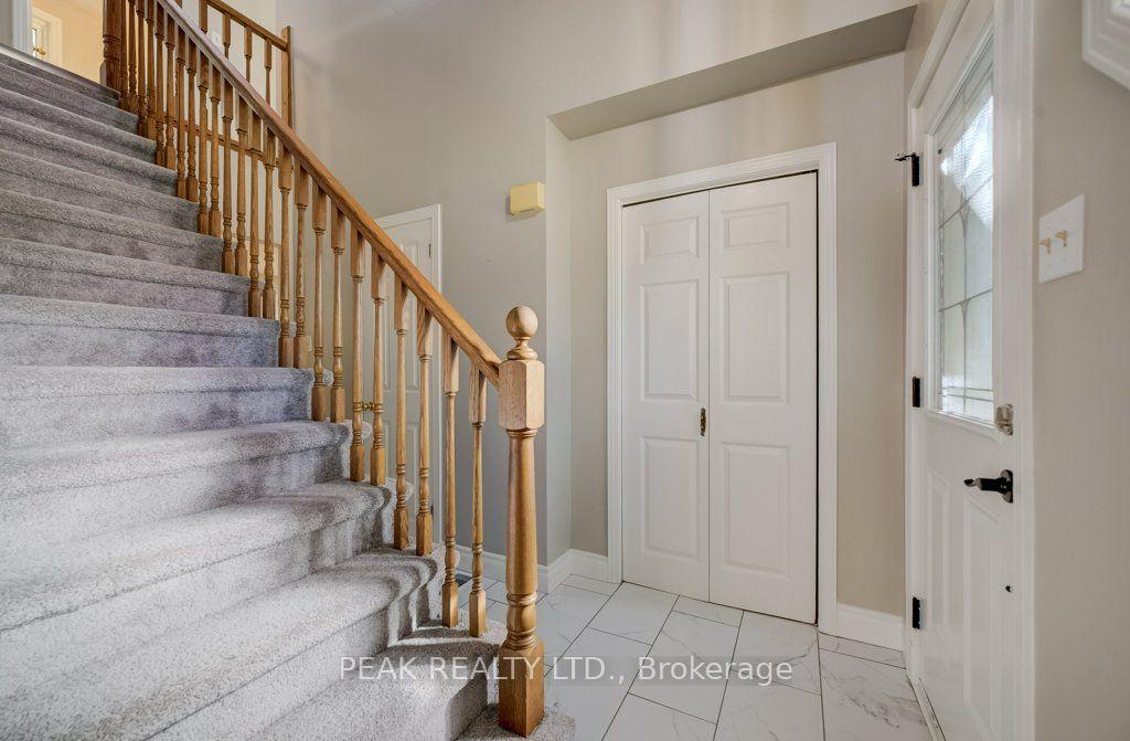 Photo 7 of 590 Willow Road, Guelph, Willow West/Sugarbush/West Acres — HOMEH