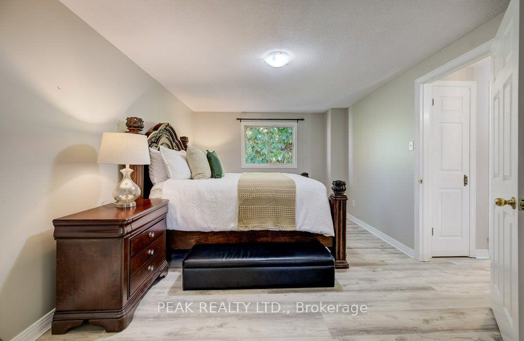 Photo 24 of 590 Willow Road, Guelph, Willow West/Sugarbush/West Acres — HOMEH