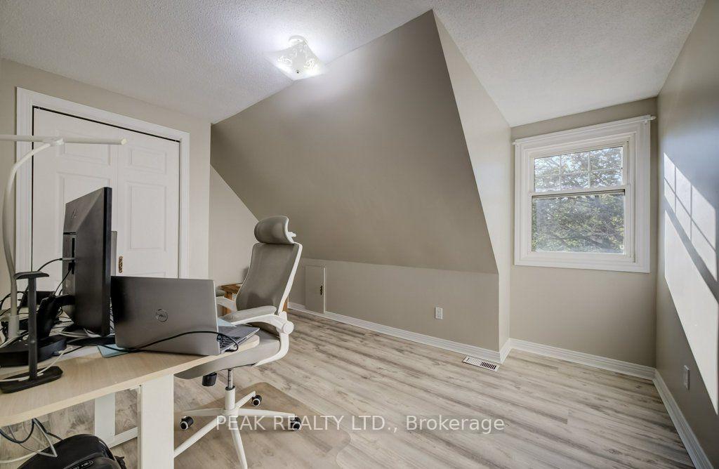 Photo 28 of 590 Willow Road, Guelph, Willow West/Sugarbush/West Acres — HOMEH