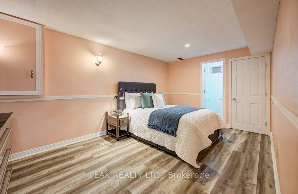 Photo 32 of 590 Willow Road, Guelph, Willow West/Sugarbush/West Acres — HOMEH