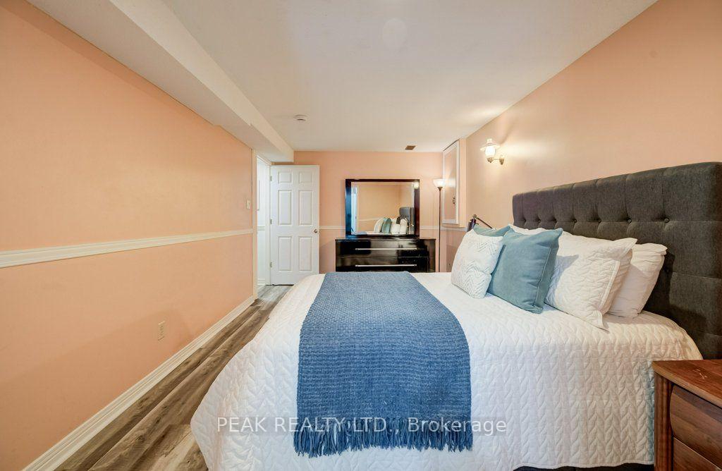 Photo 33 of 590 Willow Road, Guelph, Willow West/Sugarbush/West Acres — HOMEH