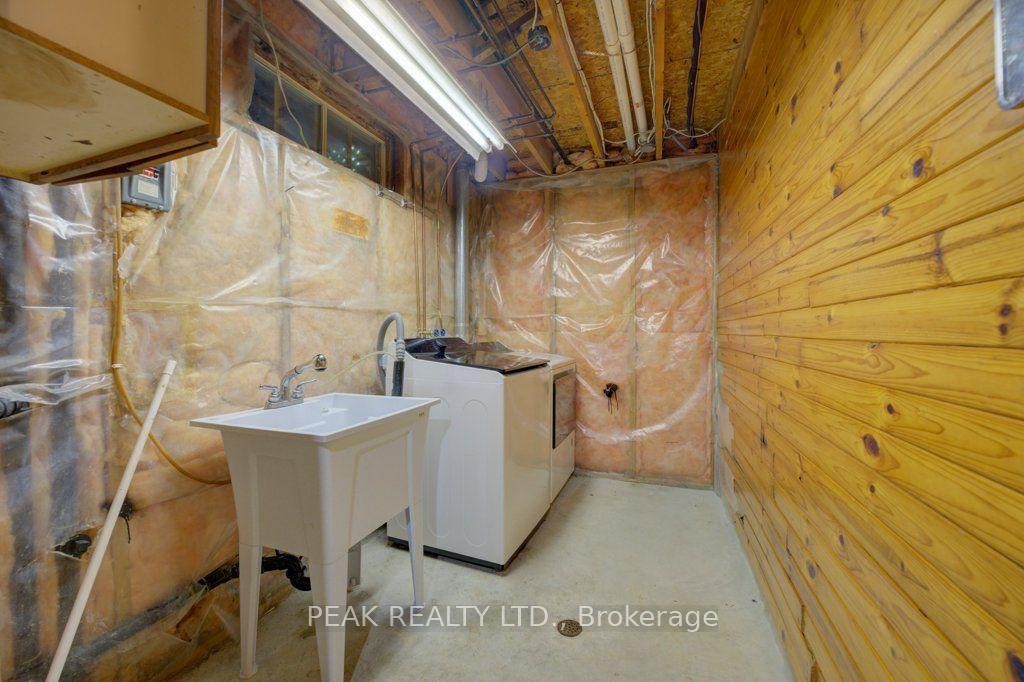 Photo 37 of 590 Willow Road, Guelph, Willow West/Sugarbush/West Acres — HOMEH