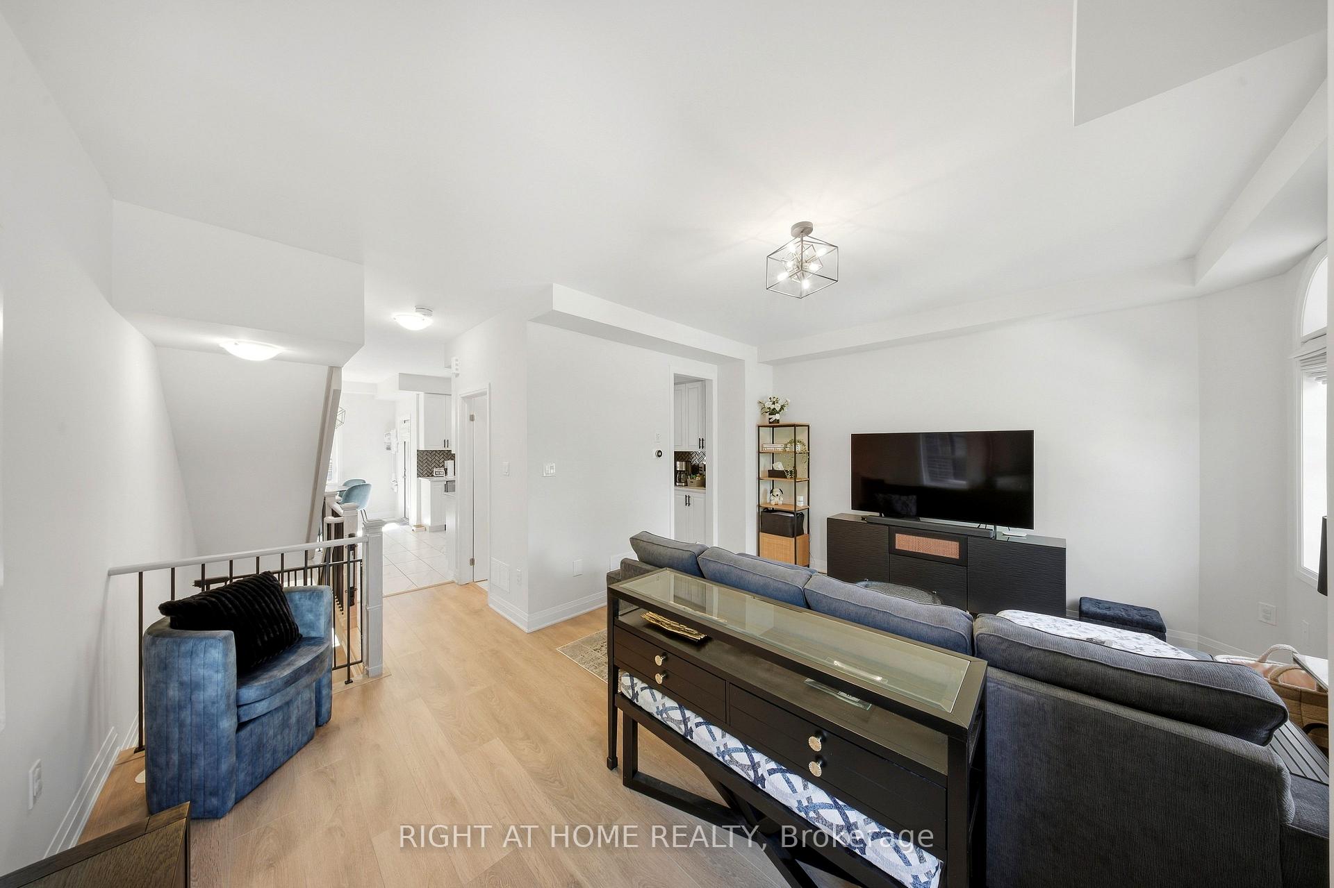 Photo 14 of 9809 Keele Street, Vaughan, Maple — HOMEH