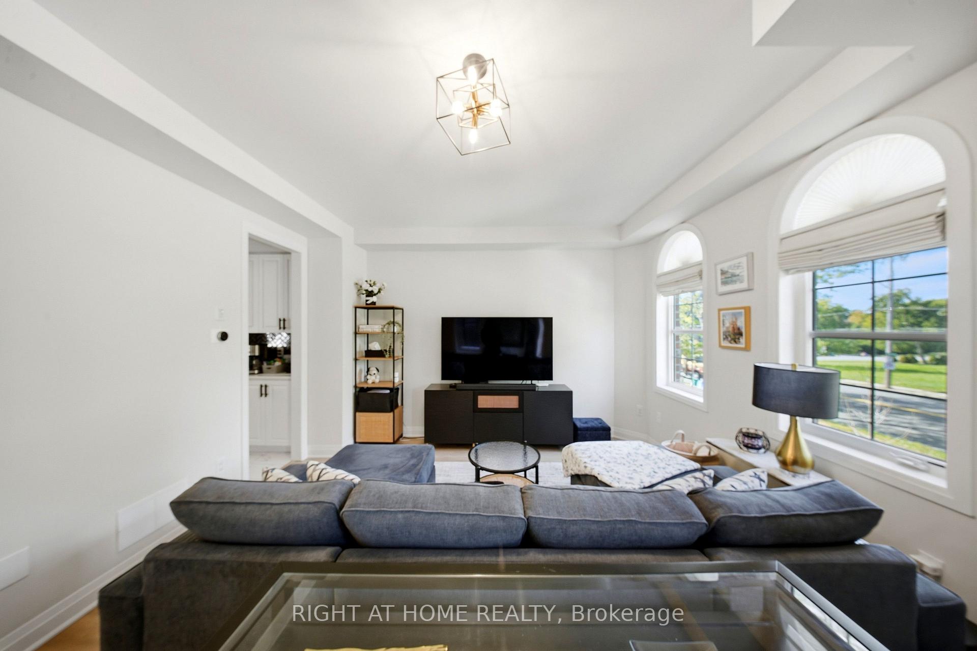 Photo 15 of 9809 Keele Street, Vaughan, Maple — HOMEH