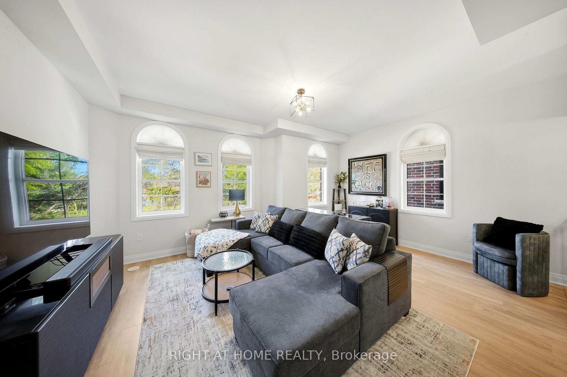 Photo 17 of 9809 Keele Street, Vaughan, Maple — HOMEH