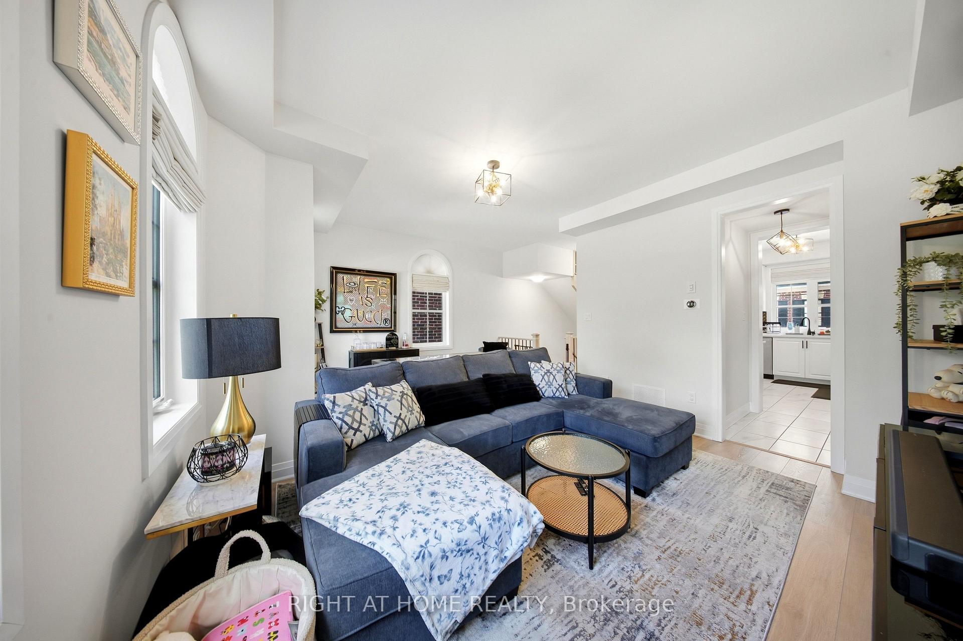 Photo 18 of 9809 Keele Street, Vaughan, Maple — HOMEH