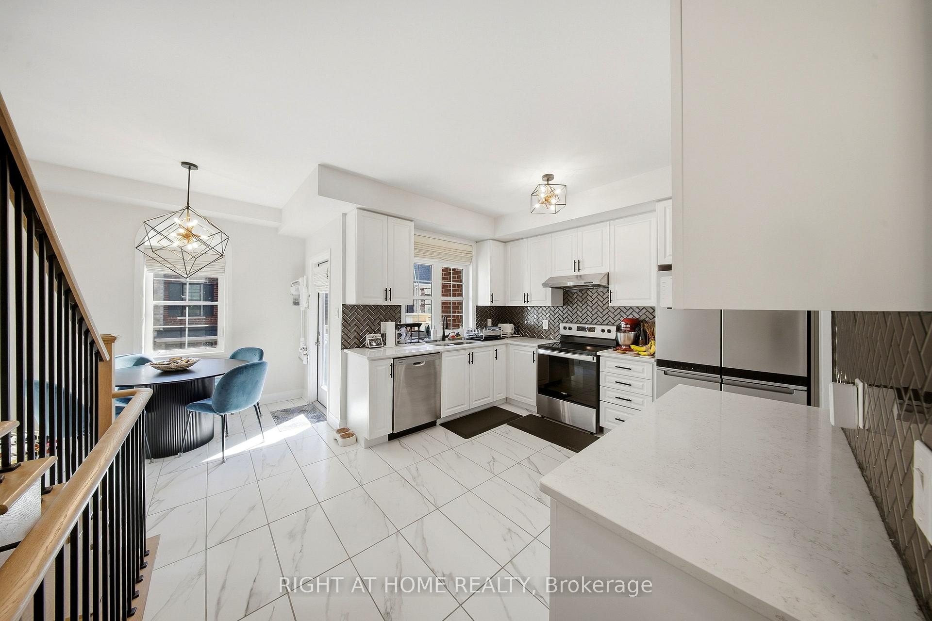Photo 21 of 9809 Keele Street, Vaughan, Maple — HOMEH