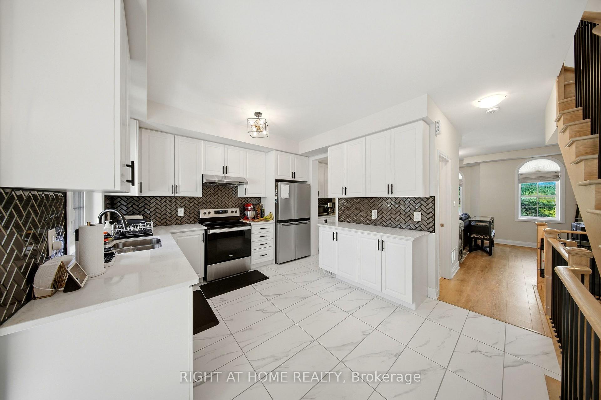 Photo 23 of 9809 Keele Street, Vaughan, Maple — HOMEH