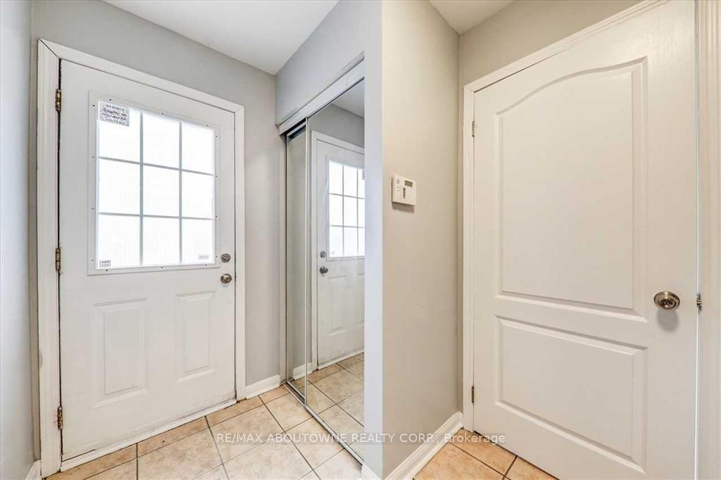Photo 2 of 2133 Morningside Avenue, Scarborough, Rouge — HOMEH