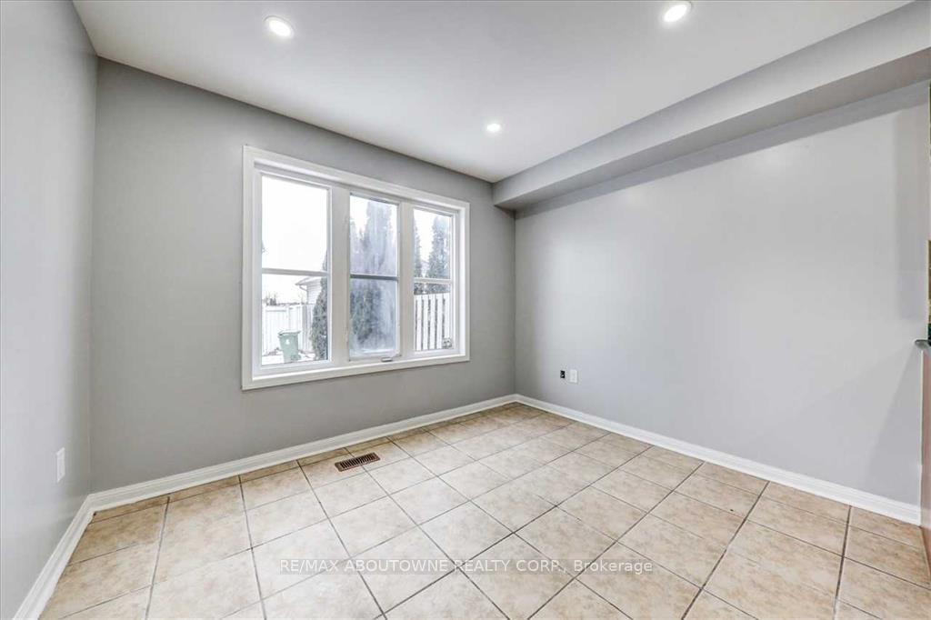 Photo 8 of 2133 Morningside Avenue, Scarborough, Rouge — HOMEH