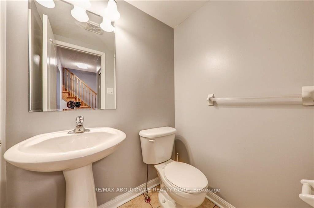 Photo 10 of 2133 Morningside Avenue, Scarborough, Rouge — HOMEH