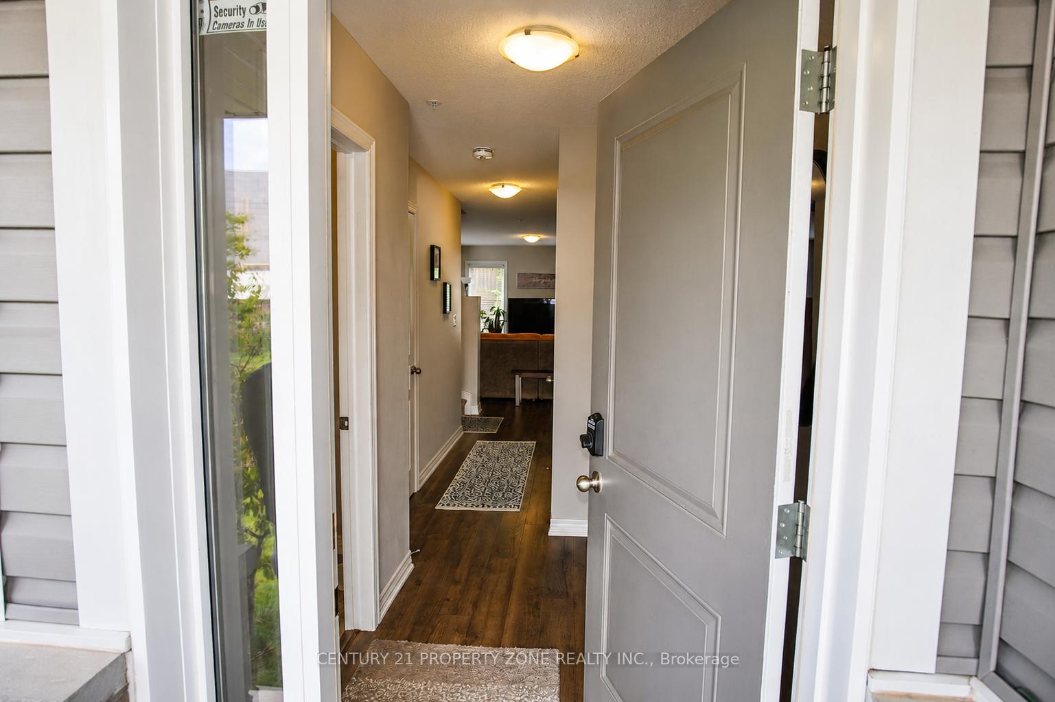 Photo 3 of Unit 12, 60 Canterbury Drive, St. Catharines, Oakdale — HOMEH