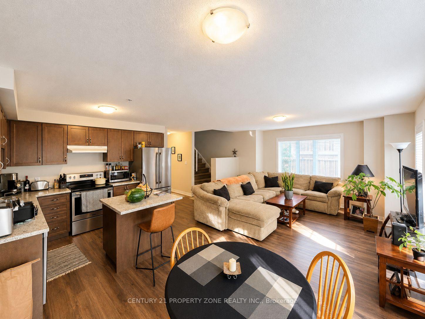 Photo 4 of Unit 12, 60 Canterbury Drive, St. Catharines, Oakdale — HOMEH
