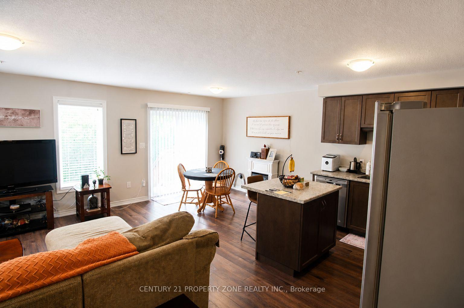 Photo 7 of Unit 12, 60 Canterbury Drive, St. Catharines, Oakdale — HOMEH