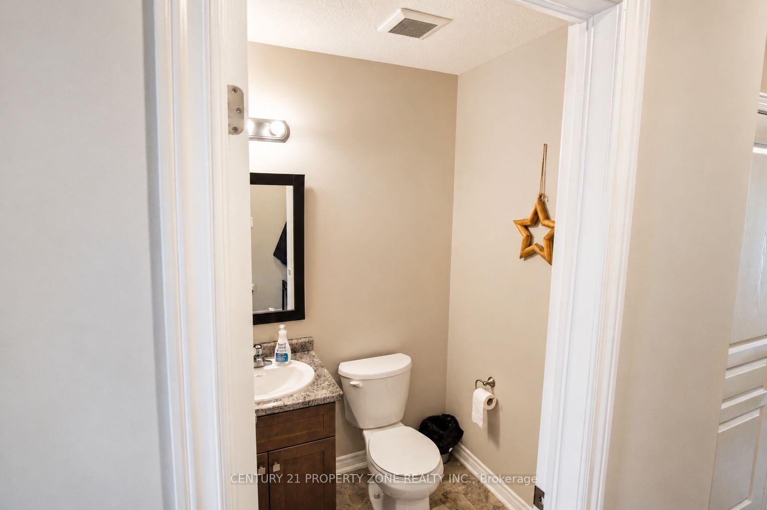 Photo 10 of Unit 12, 60 Canterbury Drive, St. Catharines, Oakdale — HOMEH