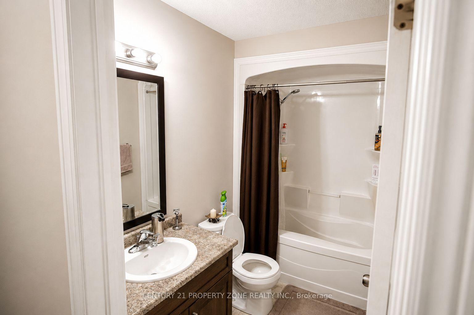 Photo 16 of Unit 12, 60 Canterbury Drive, St. Catharines, Oakdale — HOMEH