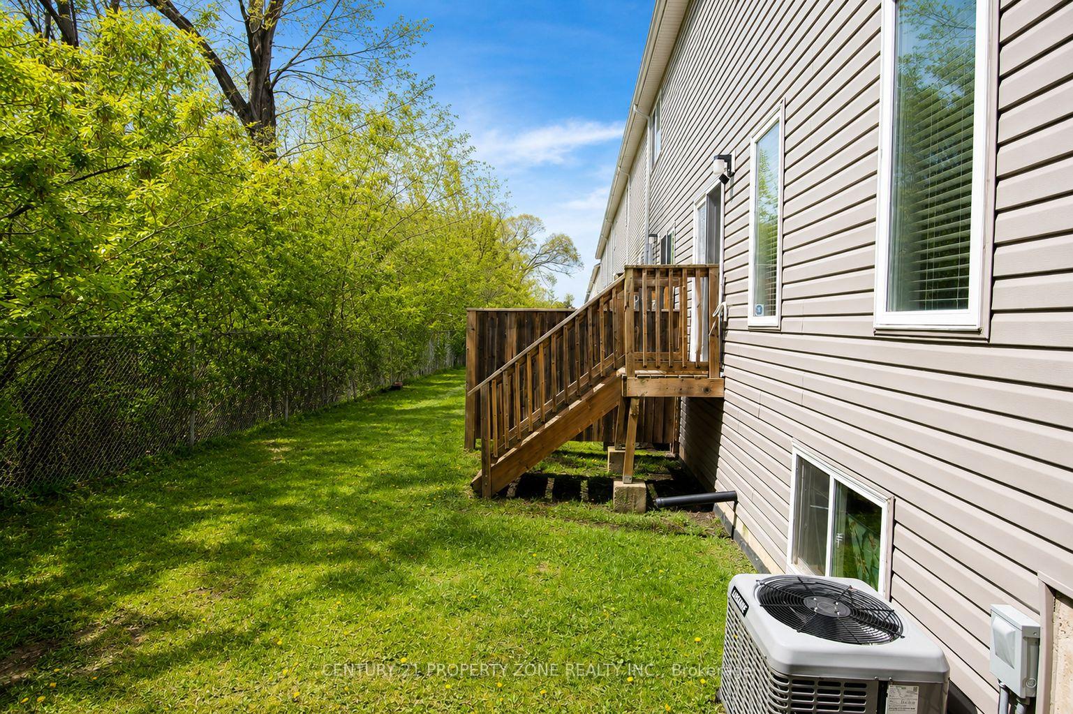 Photo 21 of Unit 12, 60 Canterbury Drive, St. Catharines, Oakdale — HOMEH