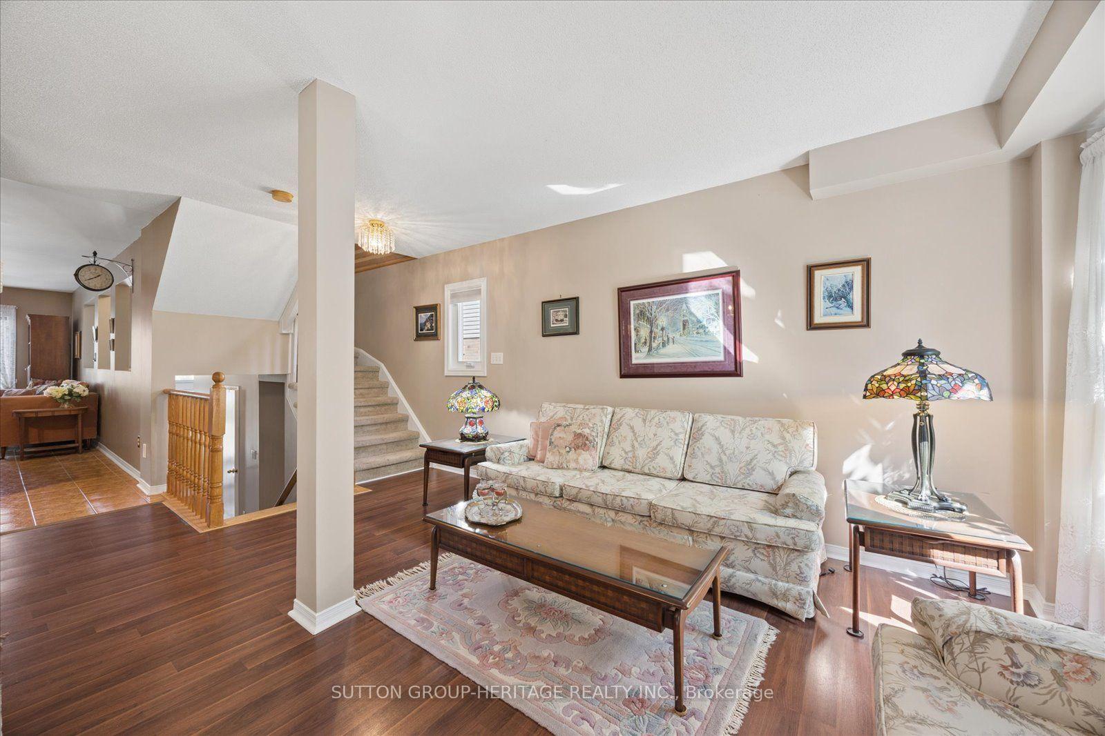 Photo 10 of Unit 14, 29 Alexis Way, Whitby, Williamsburg — HOMEH