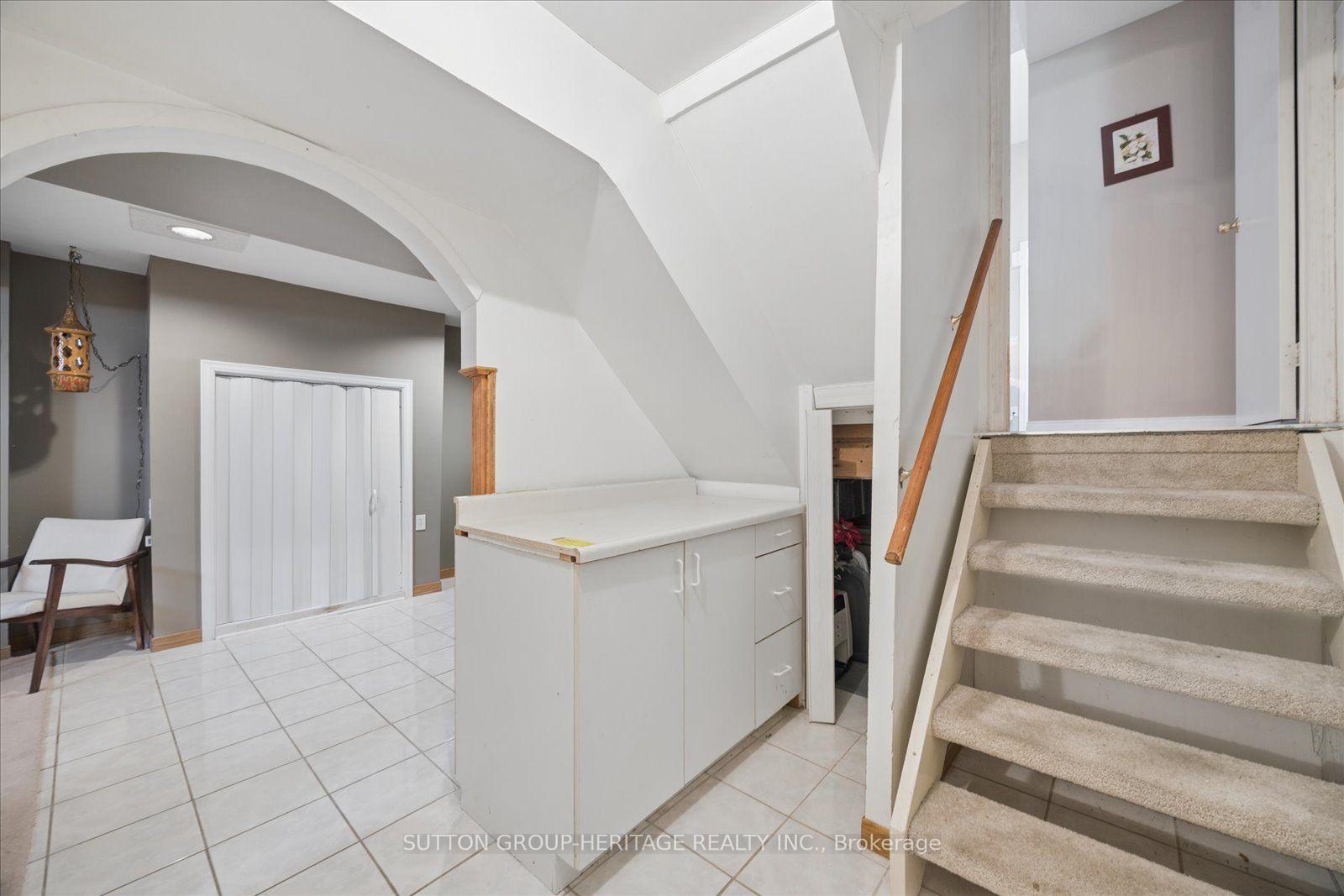 Photo 30 of Unit 14, 29 Alexis Way, Whitby, Williamsburg — HOMEH