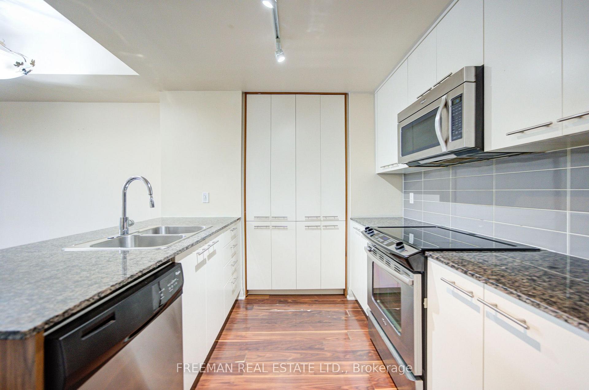 Photo 17 of Unit TH108, 5 Valhalla Inn Road, Etobicoke, Islington-City Centre West — HOMEH