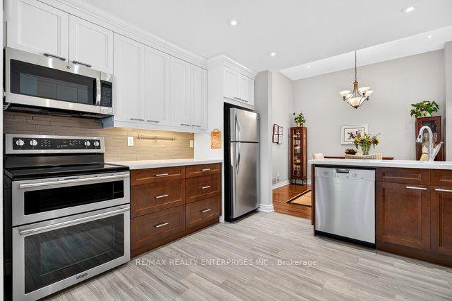 Photo 13 of 174 Bayview Fairways Drive, Markham, Bayview Fairway-Bayview Country Club Estates — HOMEH