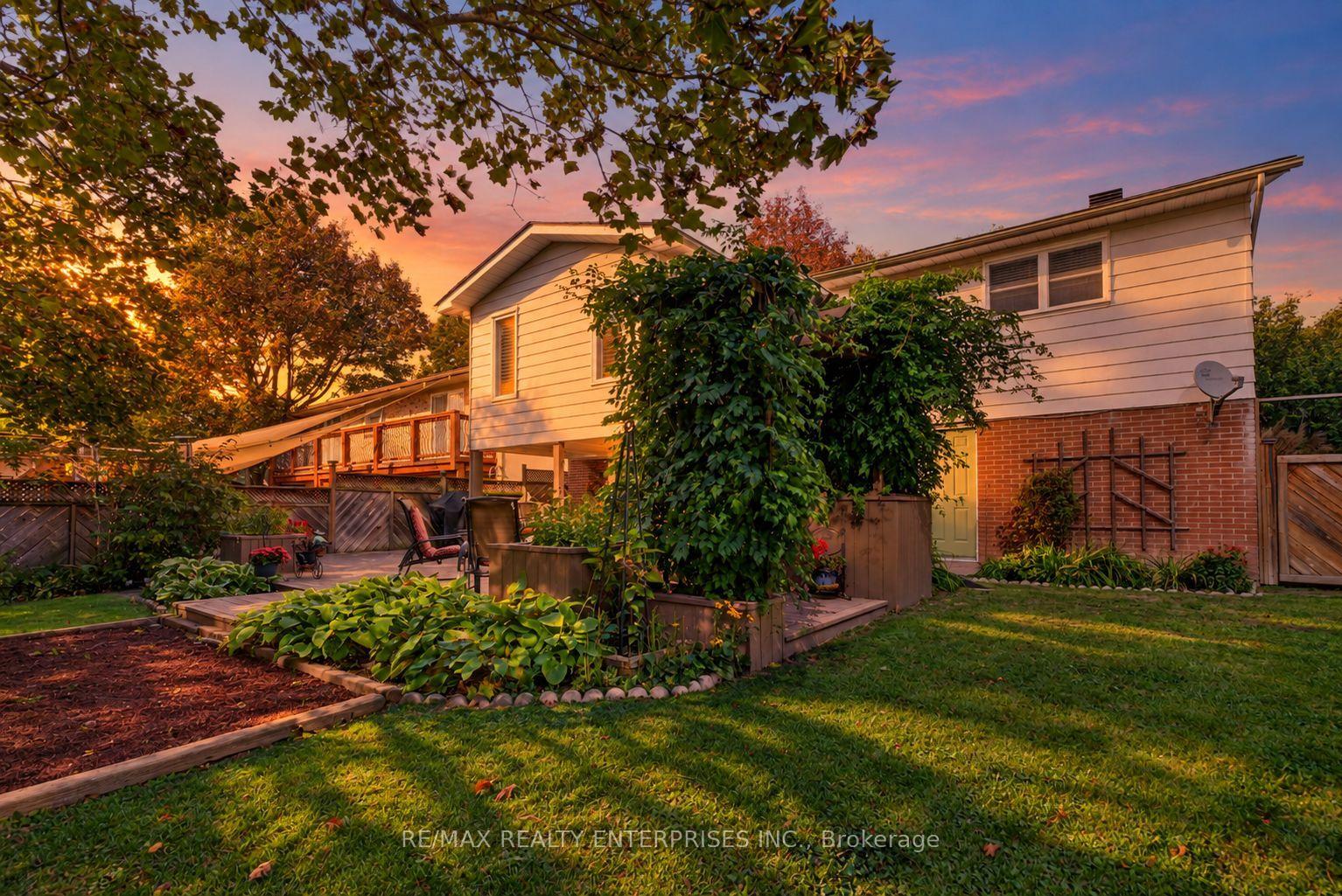 Photo 33 of 174 Bayview Fairways Drive, Markham, Bayview Fairway-Bayview Country Club Estates — HOMEH