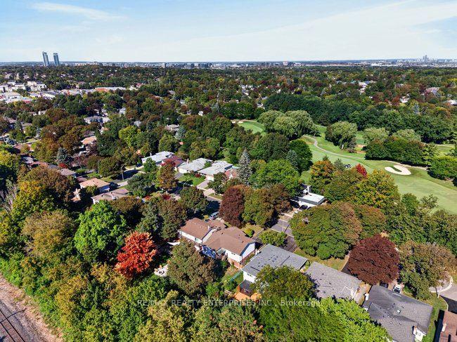 Photo 38 of 174 Bayview Fairways Drive, Markham, Bayview Fairway-Bayview Country Club Estates — HOMEH