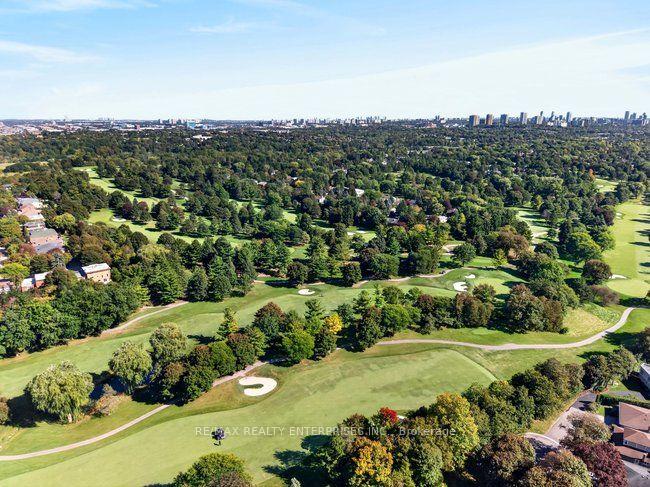 Photo 39 of 174 Bayview Fairways Drive, Markham, Bayview Fairway-Bayview Country Club Estates — HOMEH