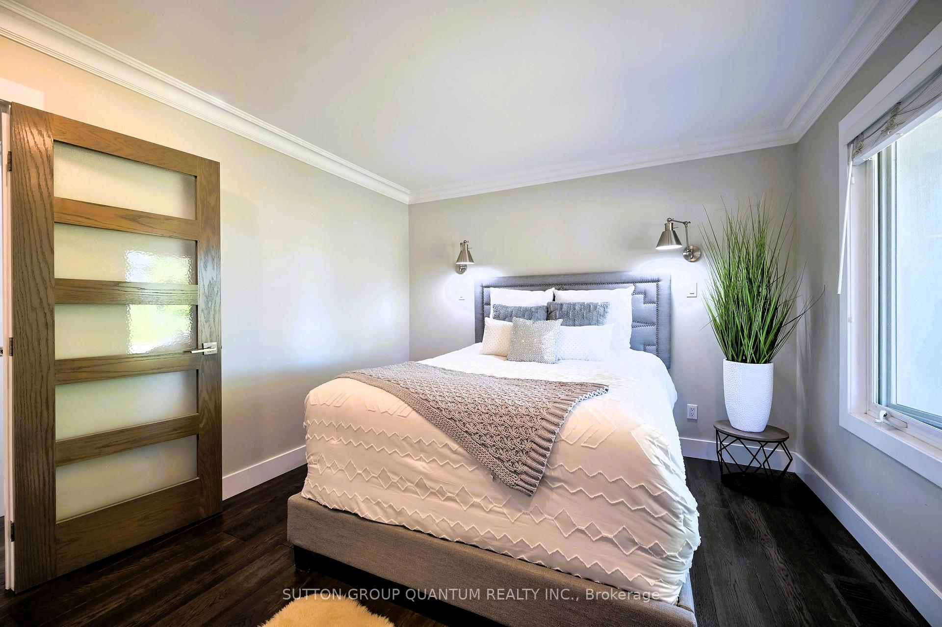Photo 19 of 390 Wendall Place, Oakville, West — HOMEH