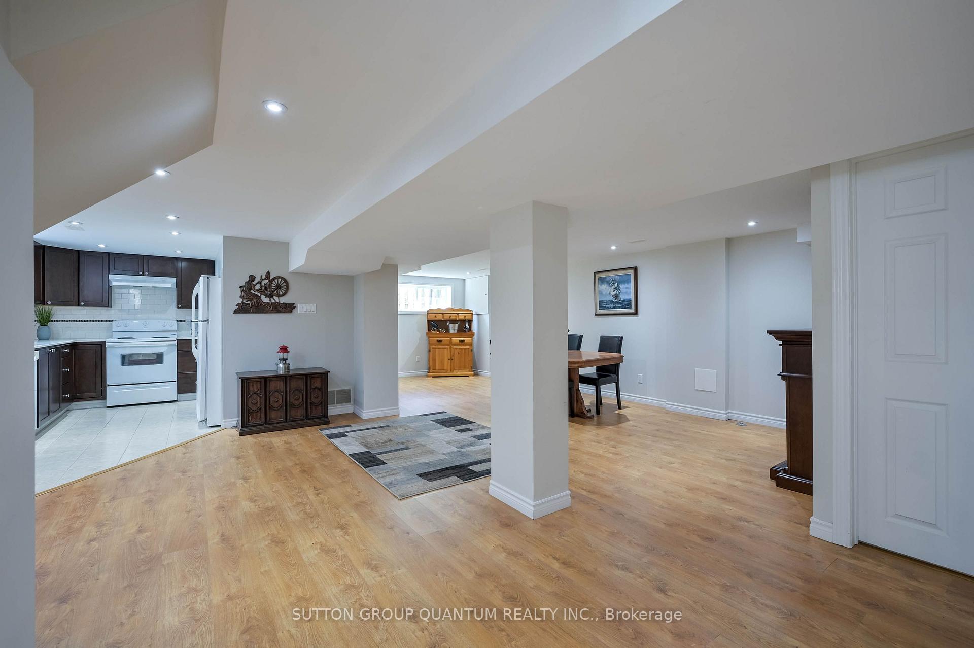 Photo 32 of 390 Wendall Place, Oakville, West — HOMEH