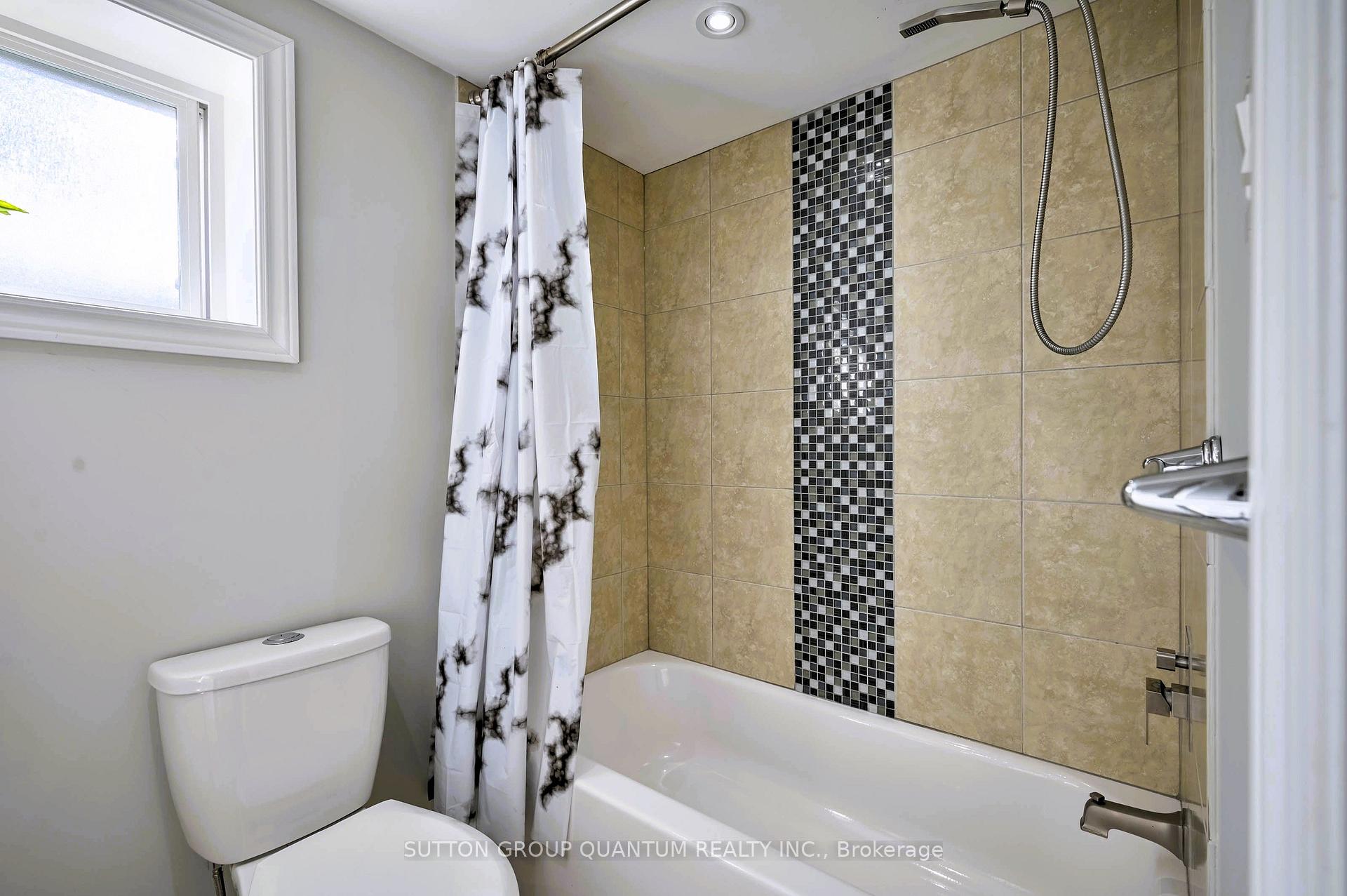 Photo 34 of 390 Wendall Place, Oakville, West — HOMEH