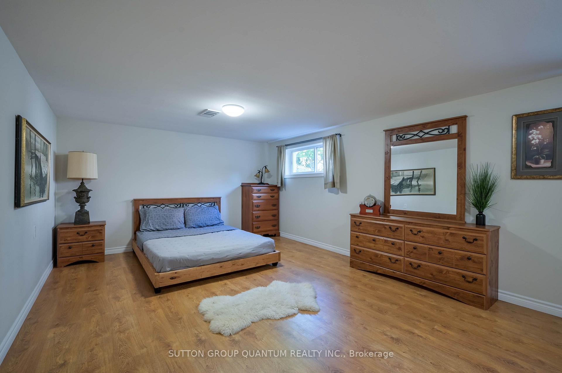 Photo 35 of 390 Wendall Place, Oakville, West — HOMEH
