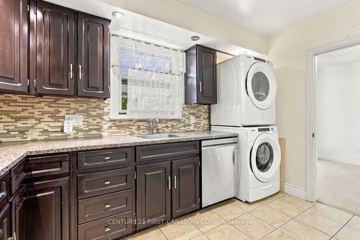 Photo 19 of 407 Boler Road, London, South K — HOMEH