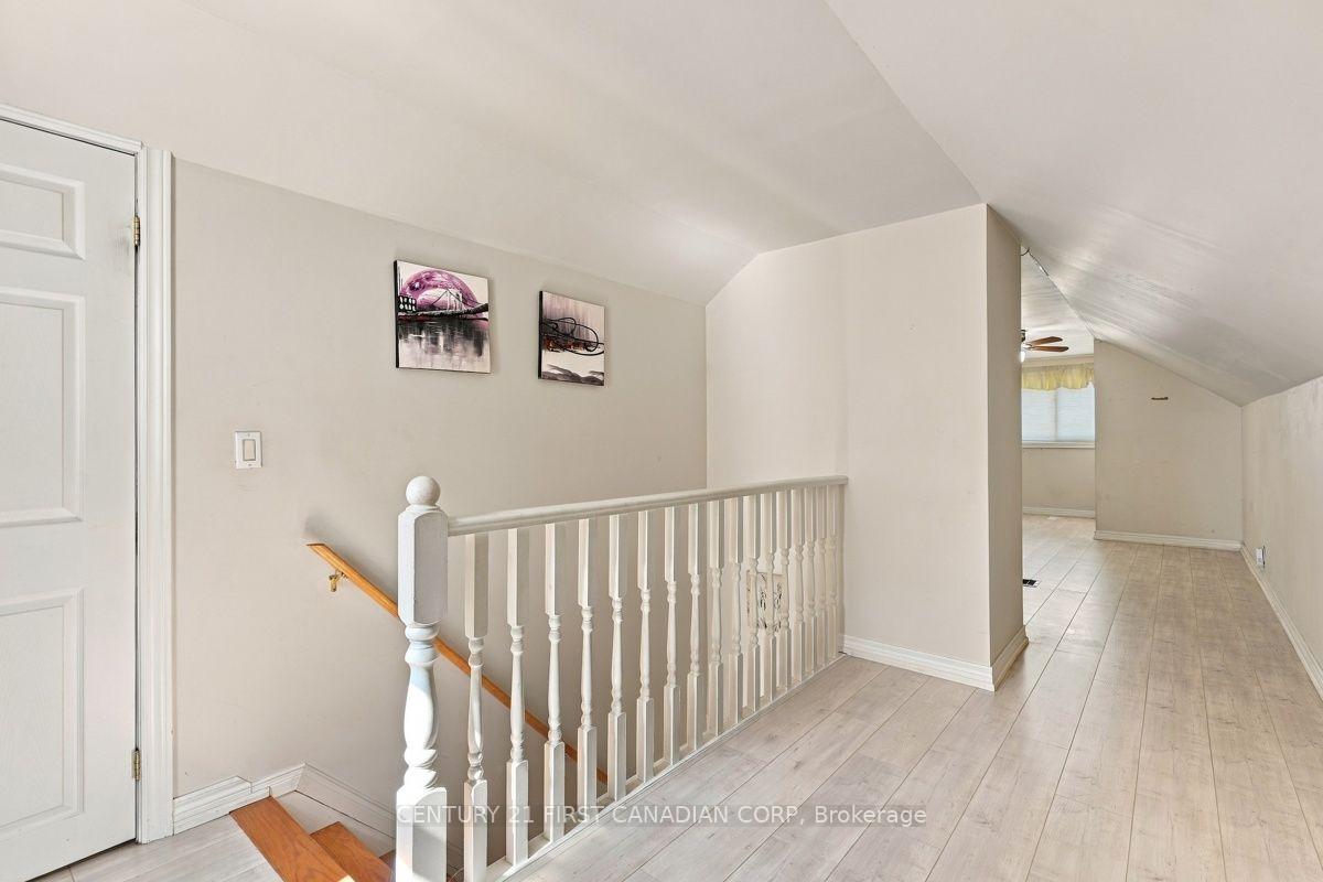 Photo 28 of 407 Boler Road, London, South K — HOMEH
