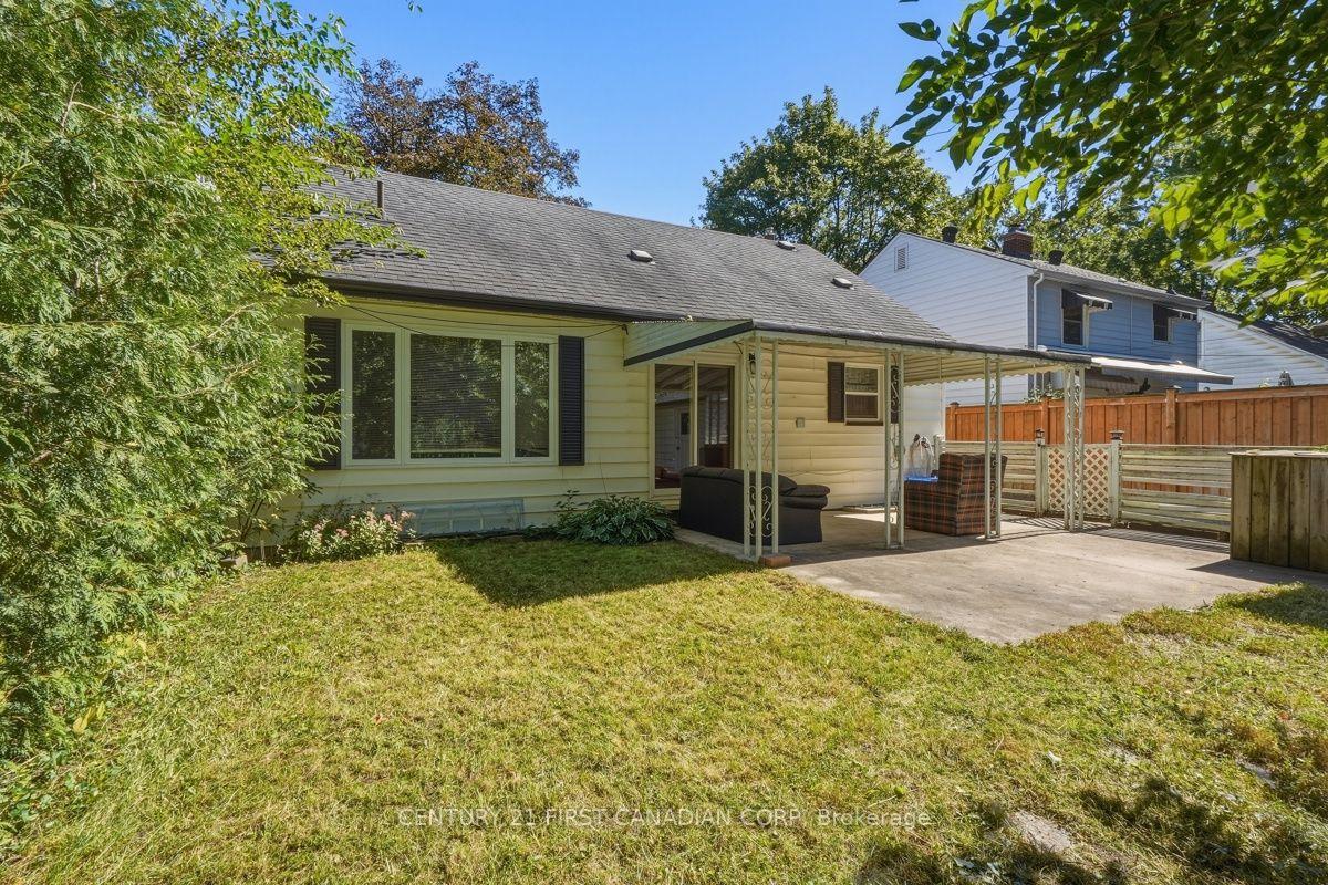 Photo 51 of 407 Boler Road, London, South K — HOMEH