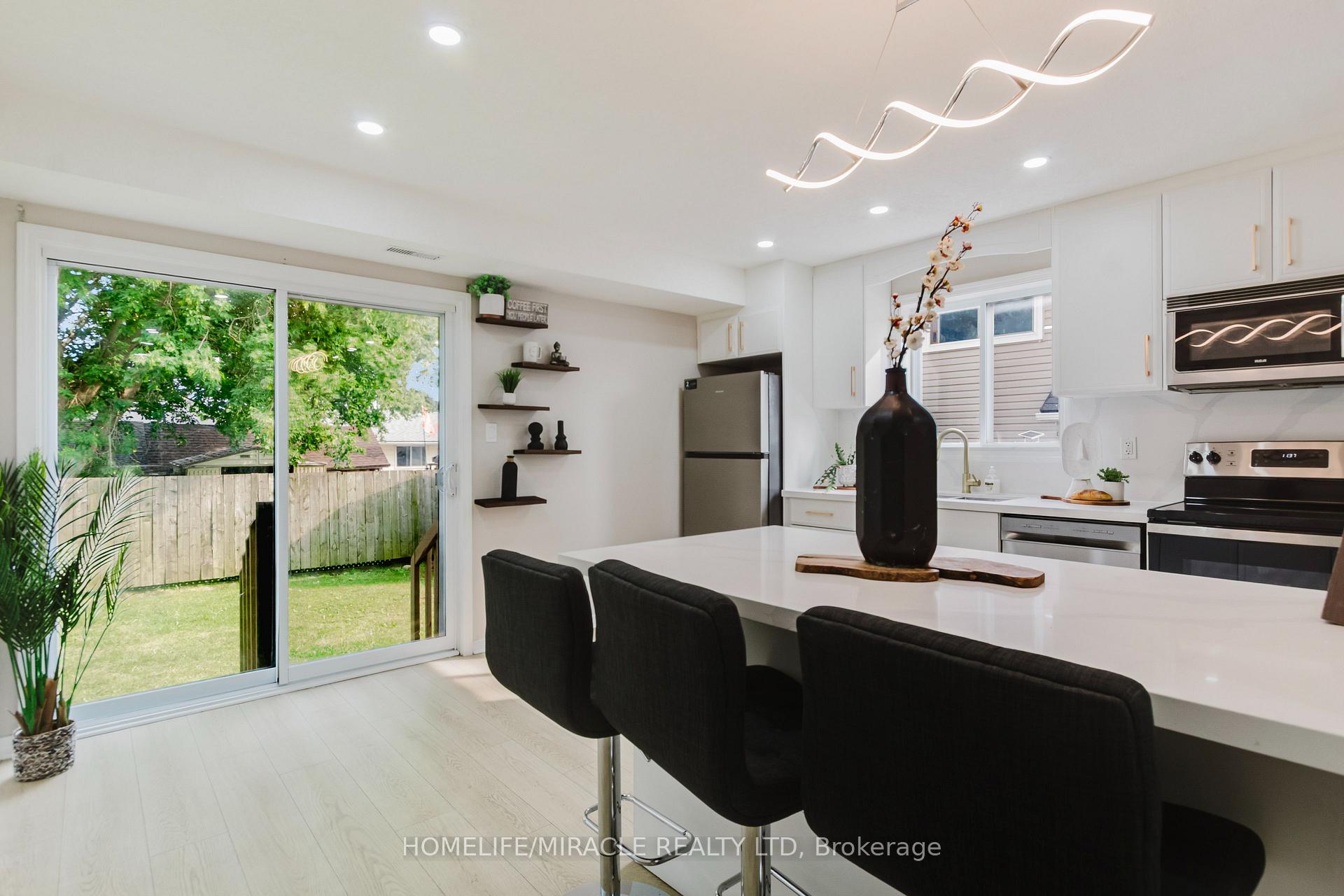 Photo 14 of 67 Kinzie Avenue, Kitchener, Centreville Chicopee — HOMEH