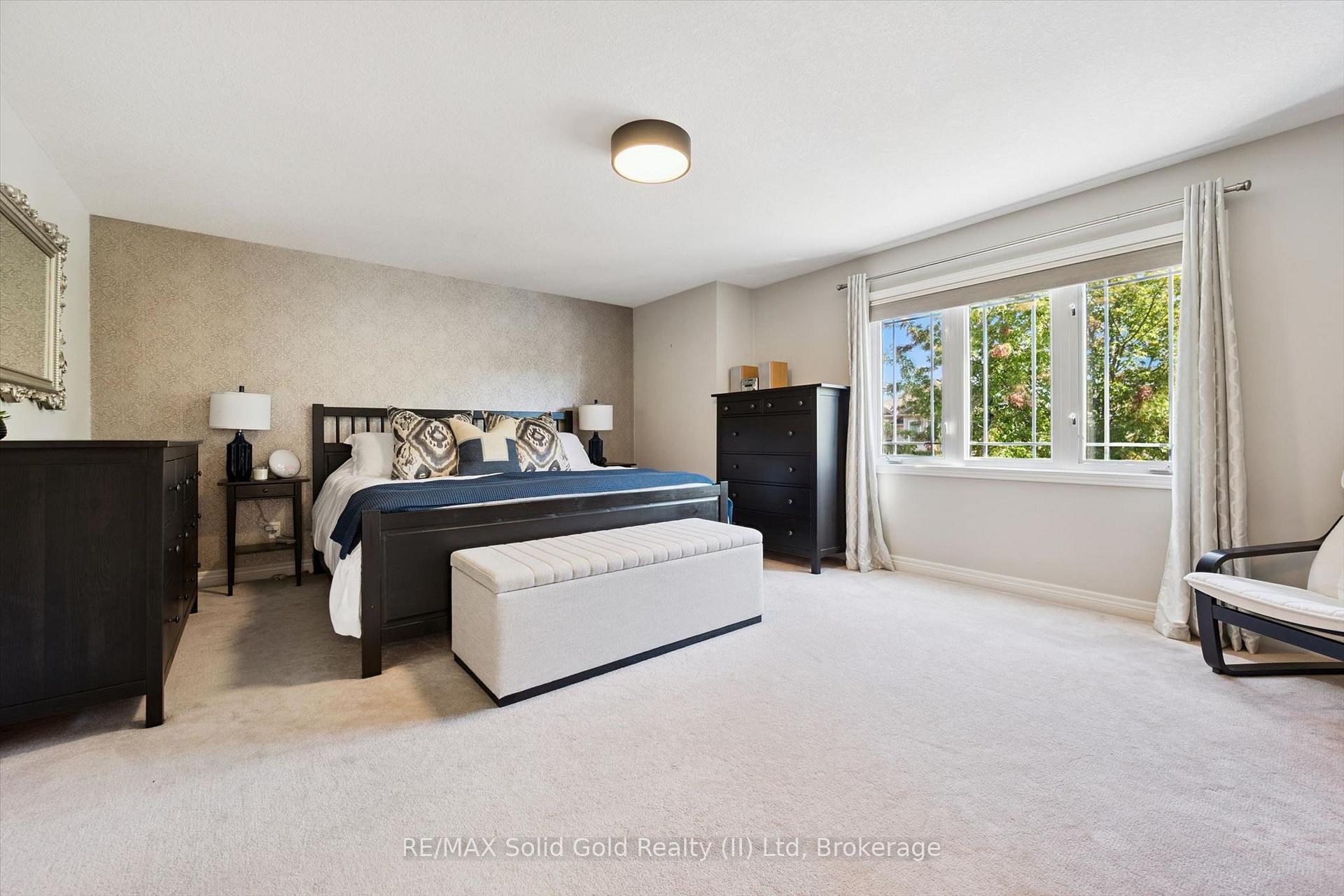 Photo 19 of 642 Interlaken Drive, Waterloo, Clair Hills — HOMEH