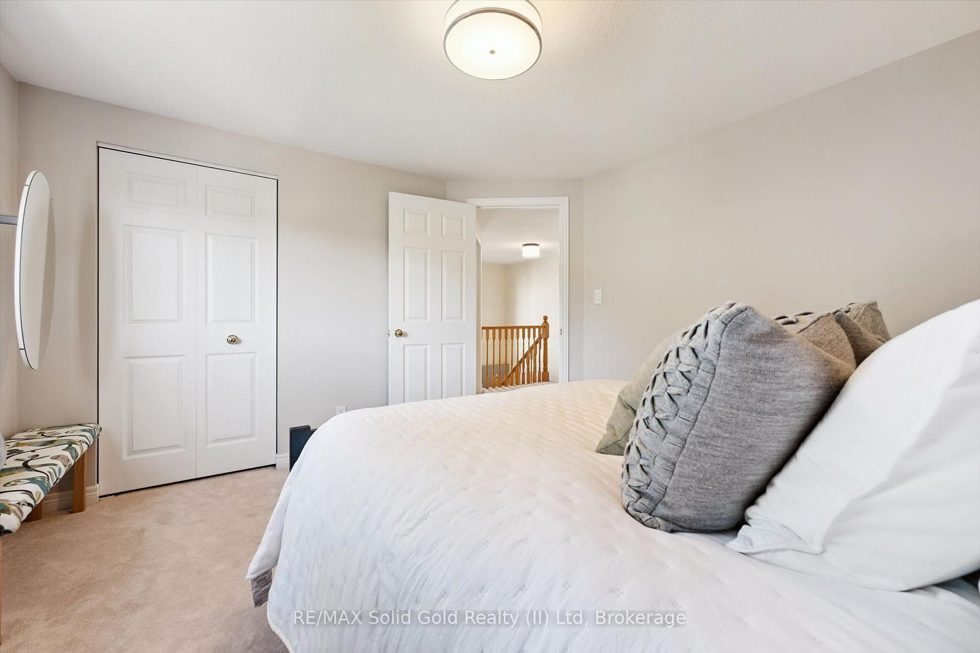 Photo 25 of 642 Interlaken Drive, Waterloo, Clair Hills — HOMEH