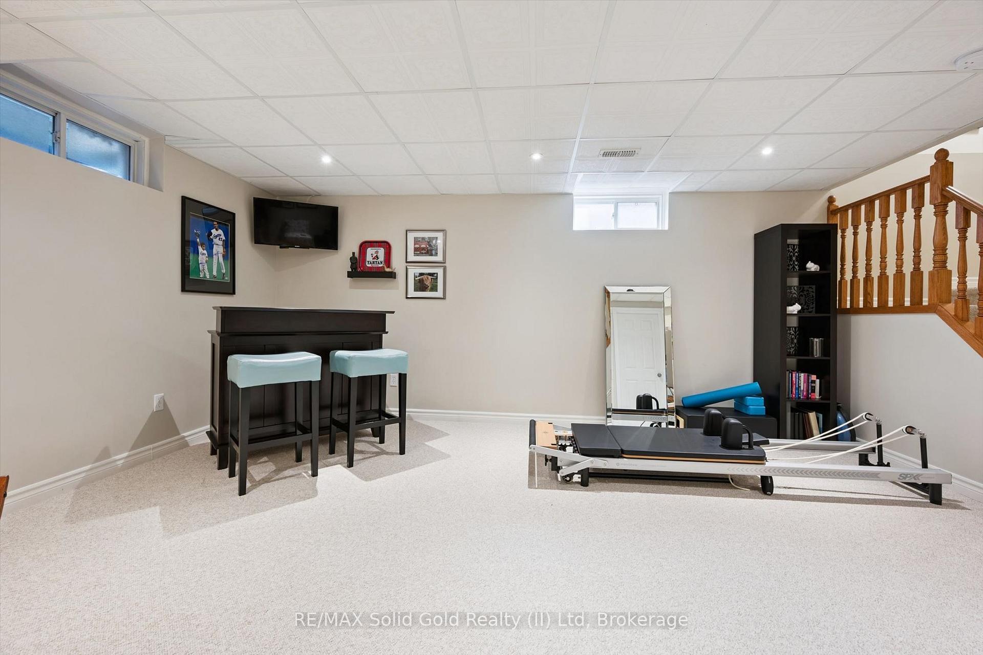Photo 31 of 642 Interlaken Drive, Waterloo, Clair Hills — HOMEH