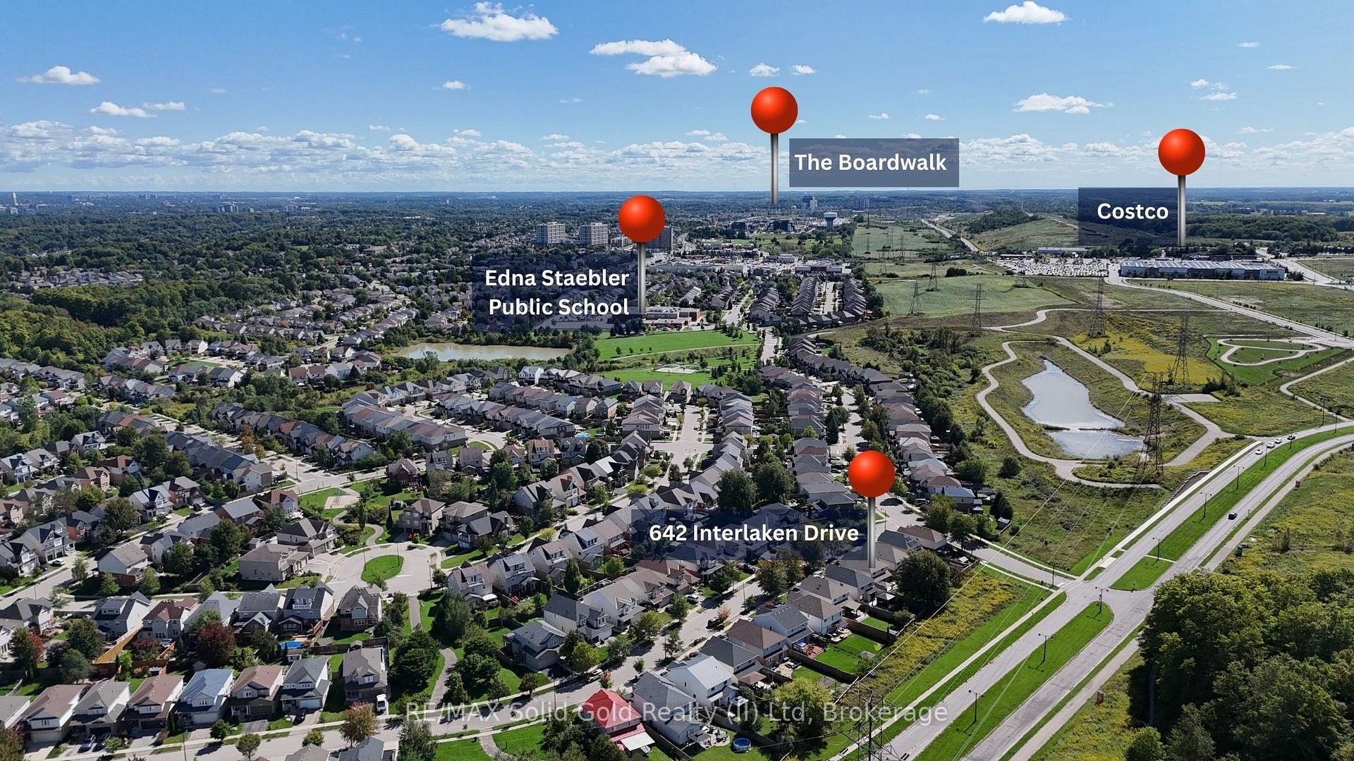 Photo 38 of 642 Interlaken Drive, Waterloo, Clair Hills — HOMEH