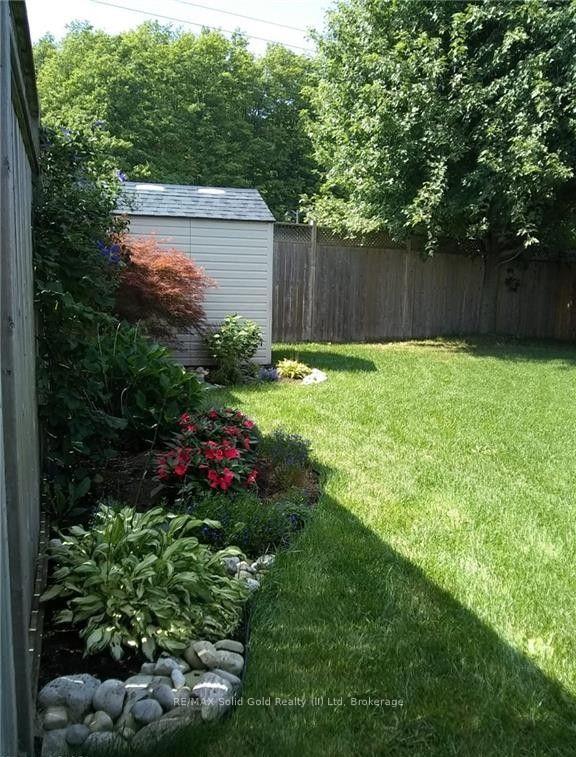 Photo 47 of 642 Interlaken Drive, Waterloo, Clair Hills — HOMEH