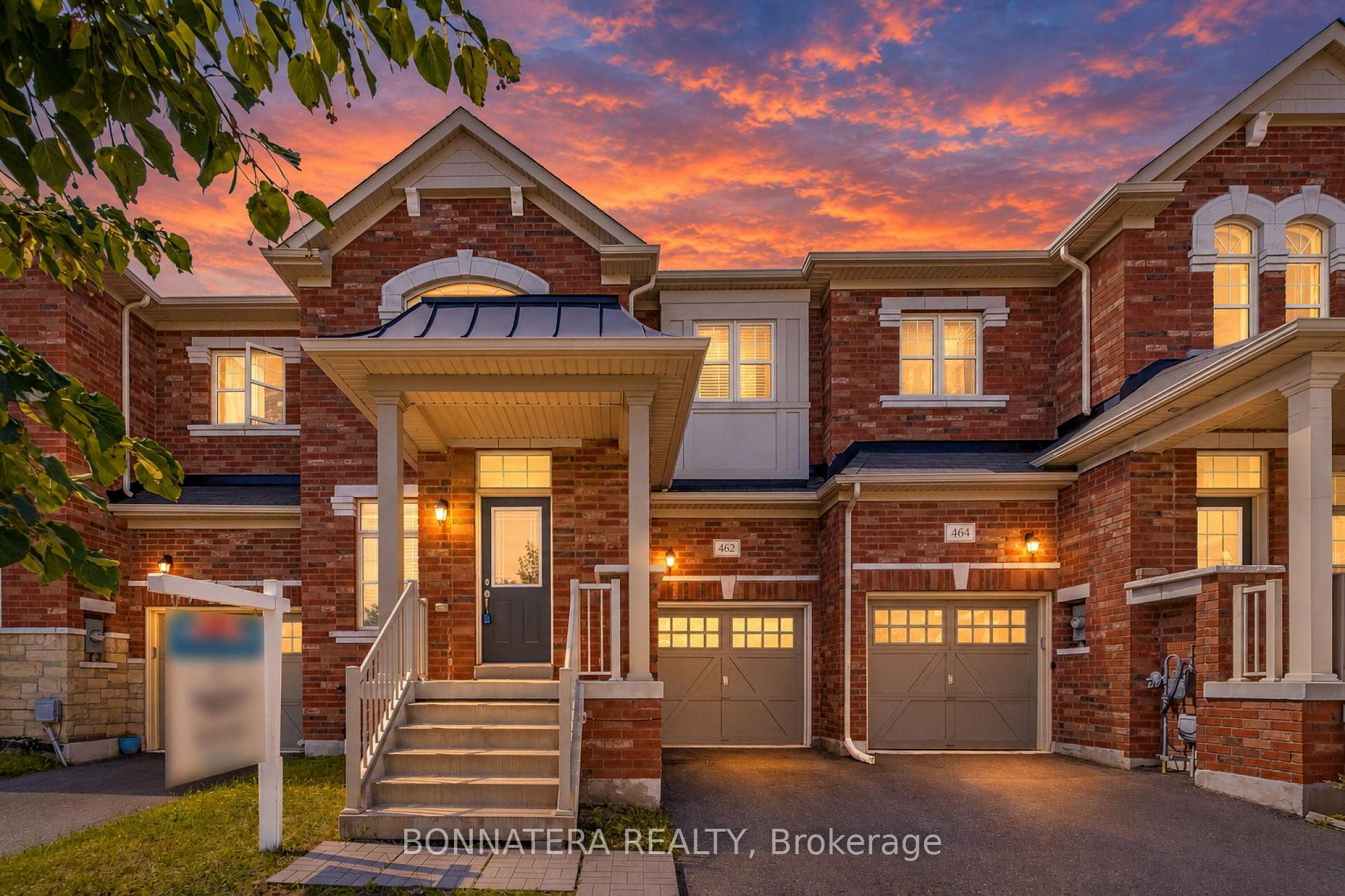 Photo 3 of 462 Terrace Way, Oakville, Sixteen Hollow — HOMEH