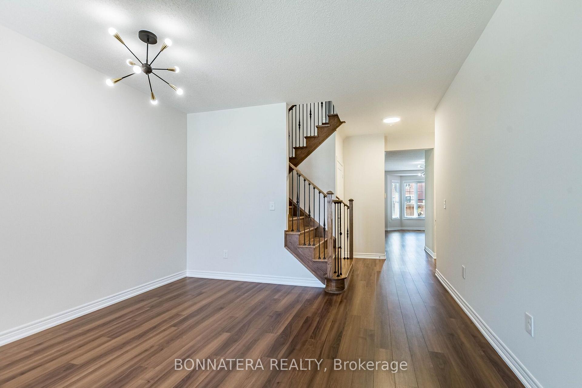 Photo 8 of 462 Terrace Way, Oakville, Sixteen Hollow — HOMEH
