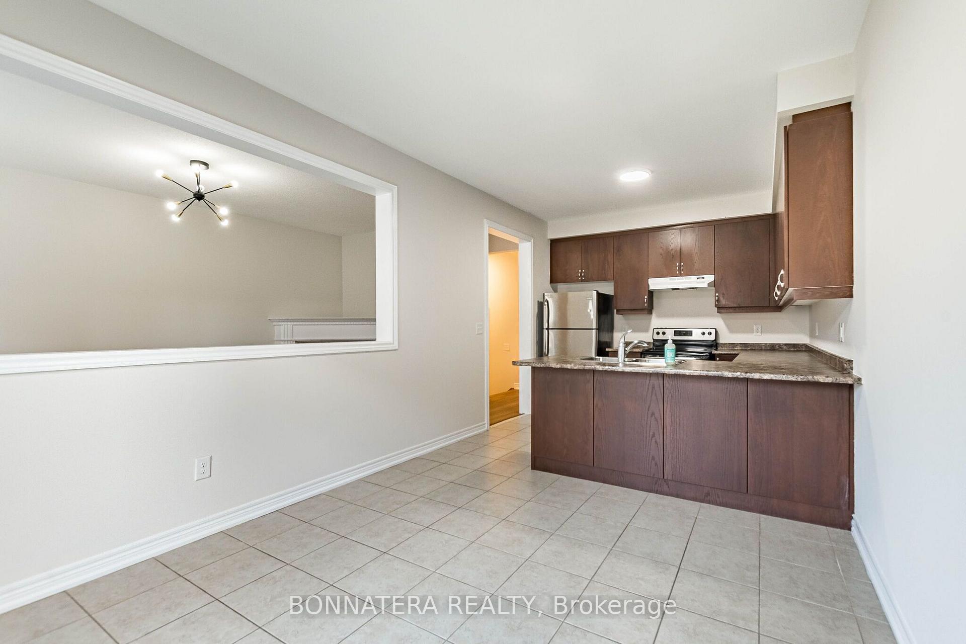 Photo 12 of 462 Terrace Way, Oakville, Sixteen Hollow — HOMEH
