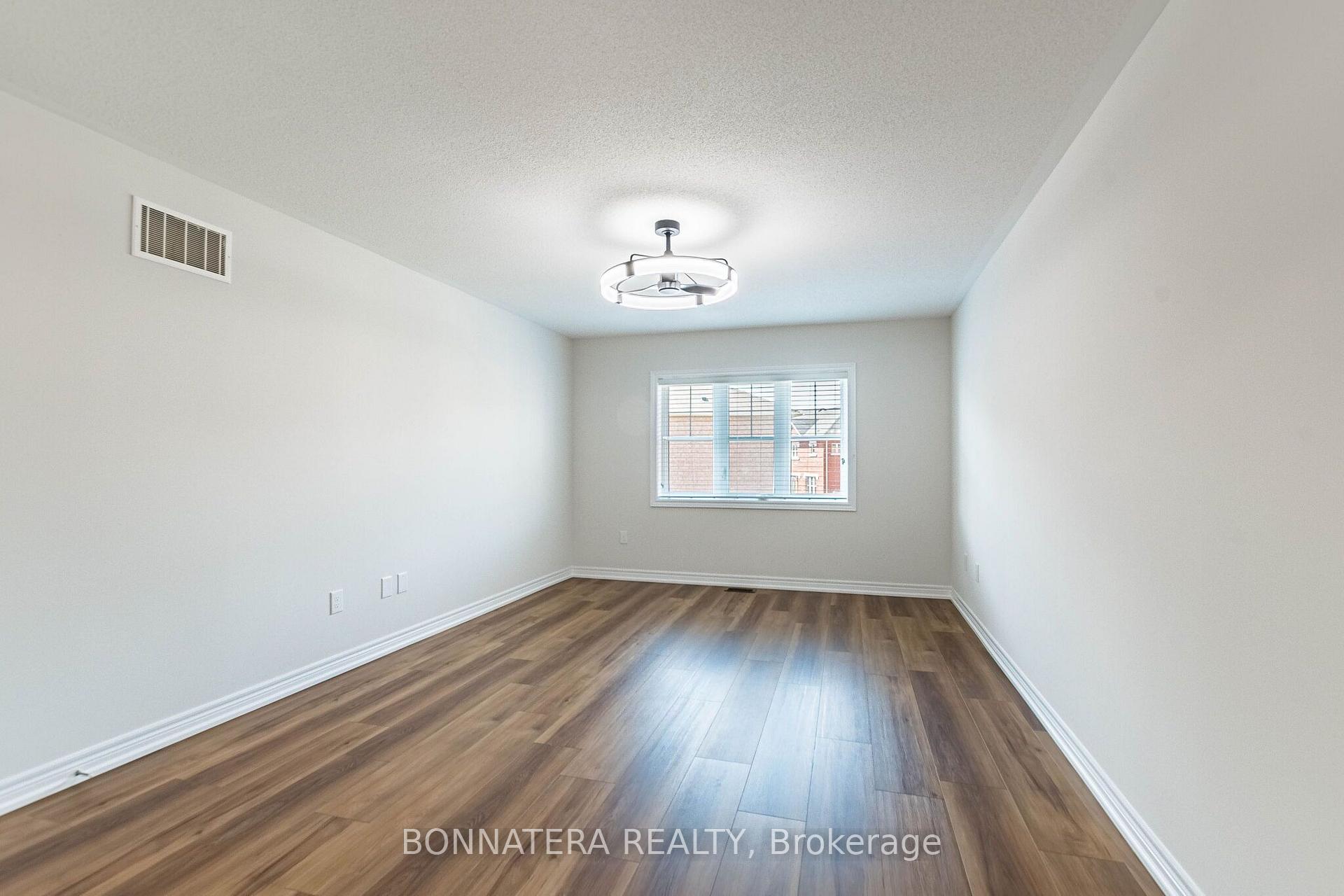 Photo 24 of 462 Terrace Way, Oakville, Sixteen Hollow — HOMEH